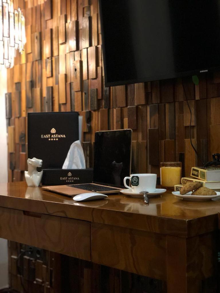 East Astana Hotel Eksteriør billede